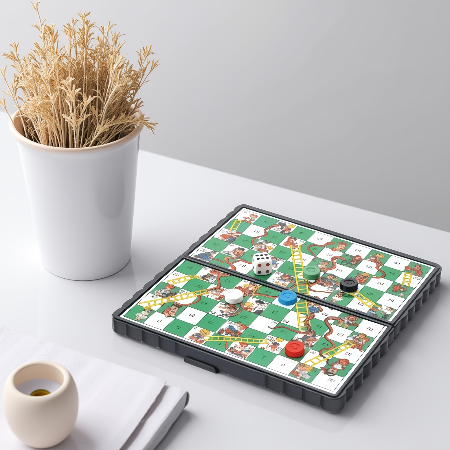 ポータブル折りたたみスネークスラダーゲームセット 家族キャン - Board Game Ludo のレビューと価格