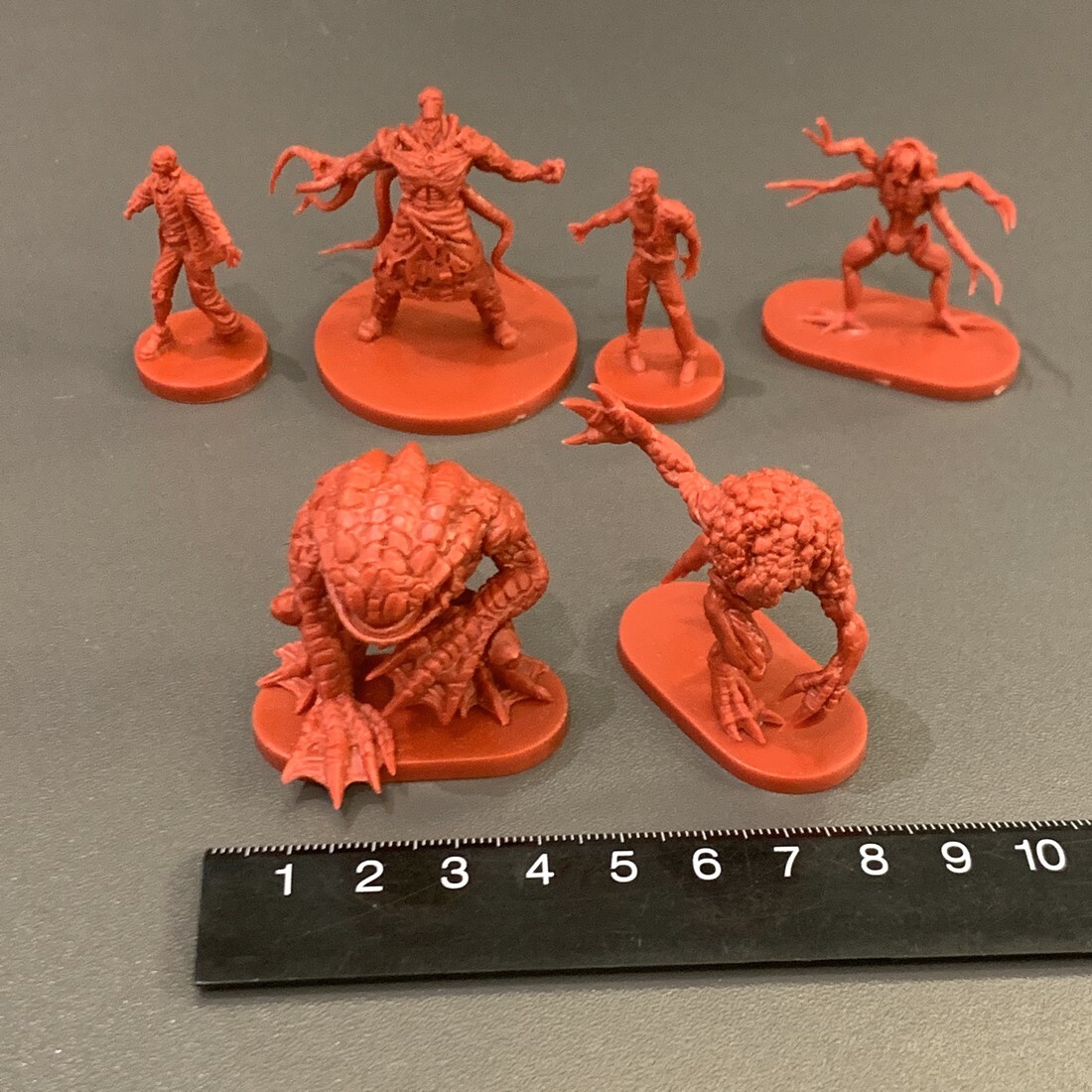 ゾンビハンターモンスターミニチュア エビル2 ボードゲームモ - Board Game Monster のレビューと価格