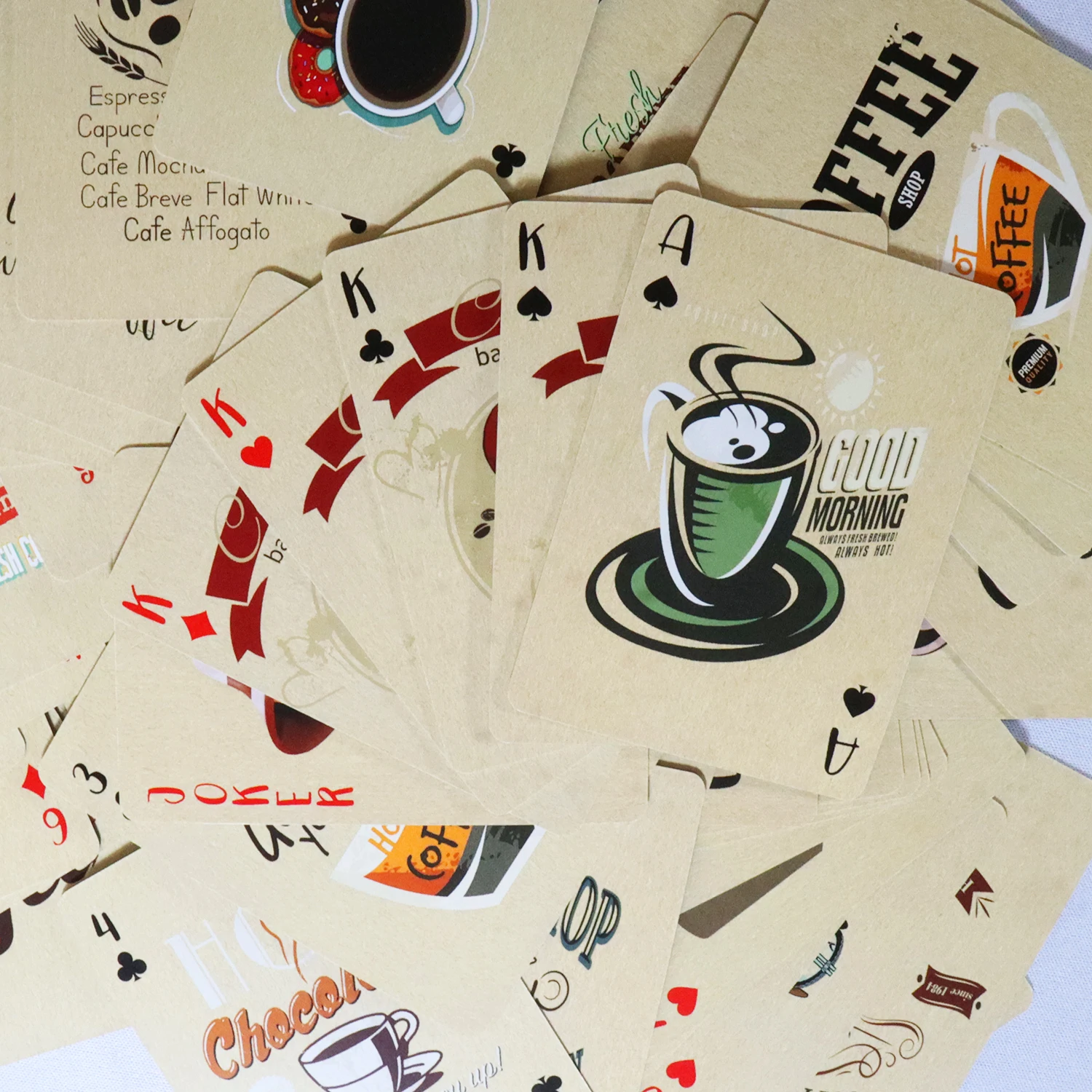 コーヒー用の紙のトランプ,クラシックなポーカーカード,レトロ - Board Game Recommendation のレビューと価格